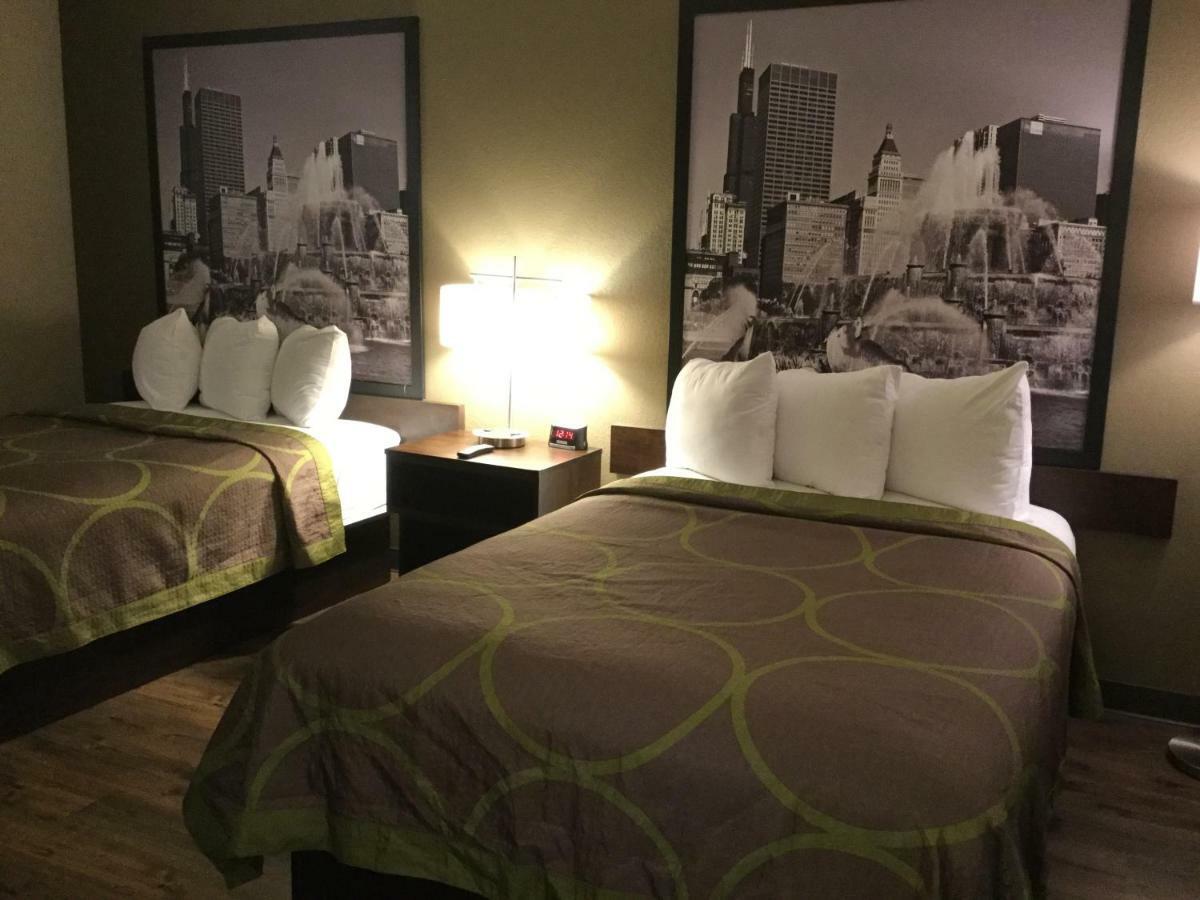Super 8 By Wyndham South Holland Hotel Buitenkant foto